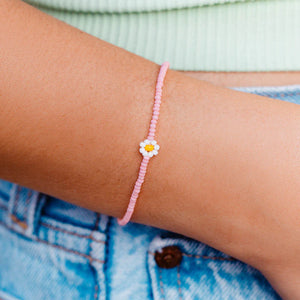 Spring Daisy Seed Bead Bracelet