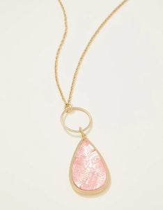 Willa Carved Necklace 30" Pink